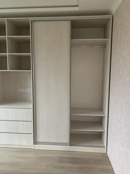 Шкафы-купе с нишей под TV КОРПУС - ЛДСП EGGER — шкафы на заказ в Белгороде, фото 5