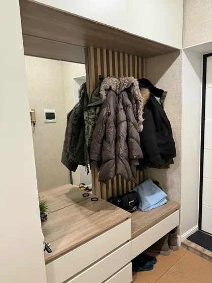 Прихожая и стол с шкафами — прихожие на заказ в Белгороде, фото 5