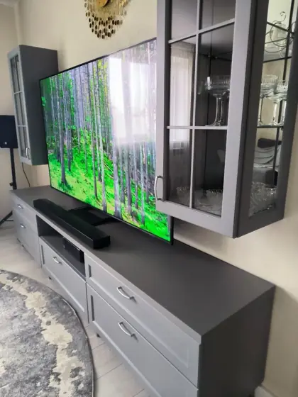 Тумба TV и навесные витрины ЛДСП EGGER — тв-зоны и тумбы на заказ в Белгороде, фото 3