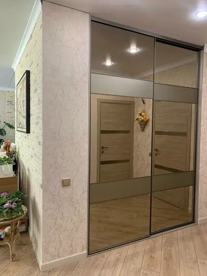Фасад - купе Зеркало - бронза и сатин Система купе - Aristo slim line — шкафы на заказ в Белгороде, фото 1